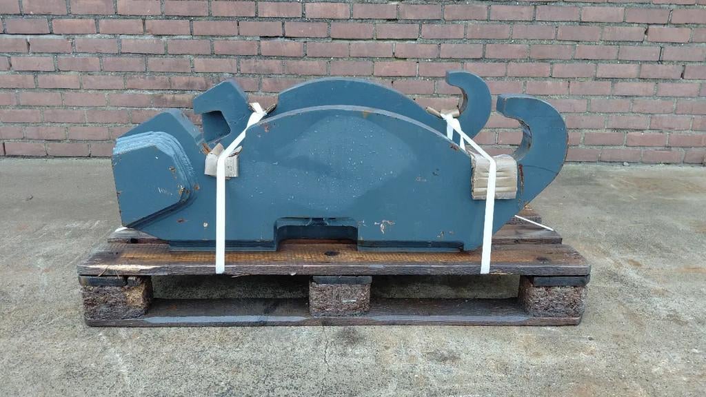Verachtert CW55S mounting bracket / NEW / Hardox / Demarec