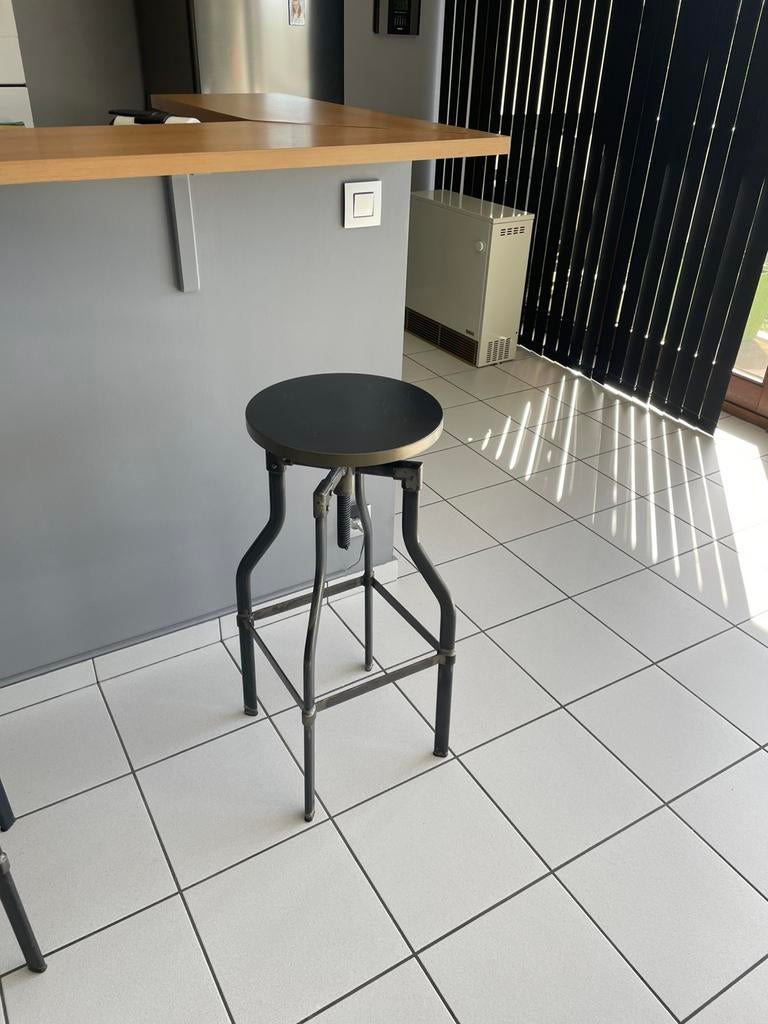 Tabouret de Bar type industriel, Enlèvement, Comme neuf