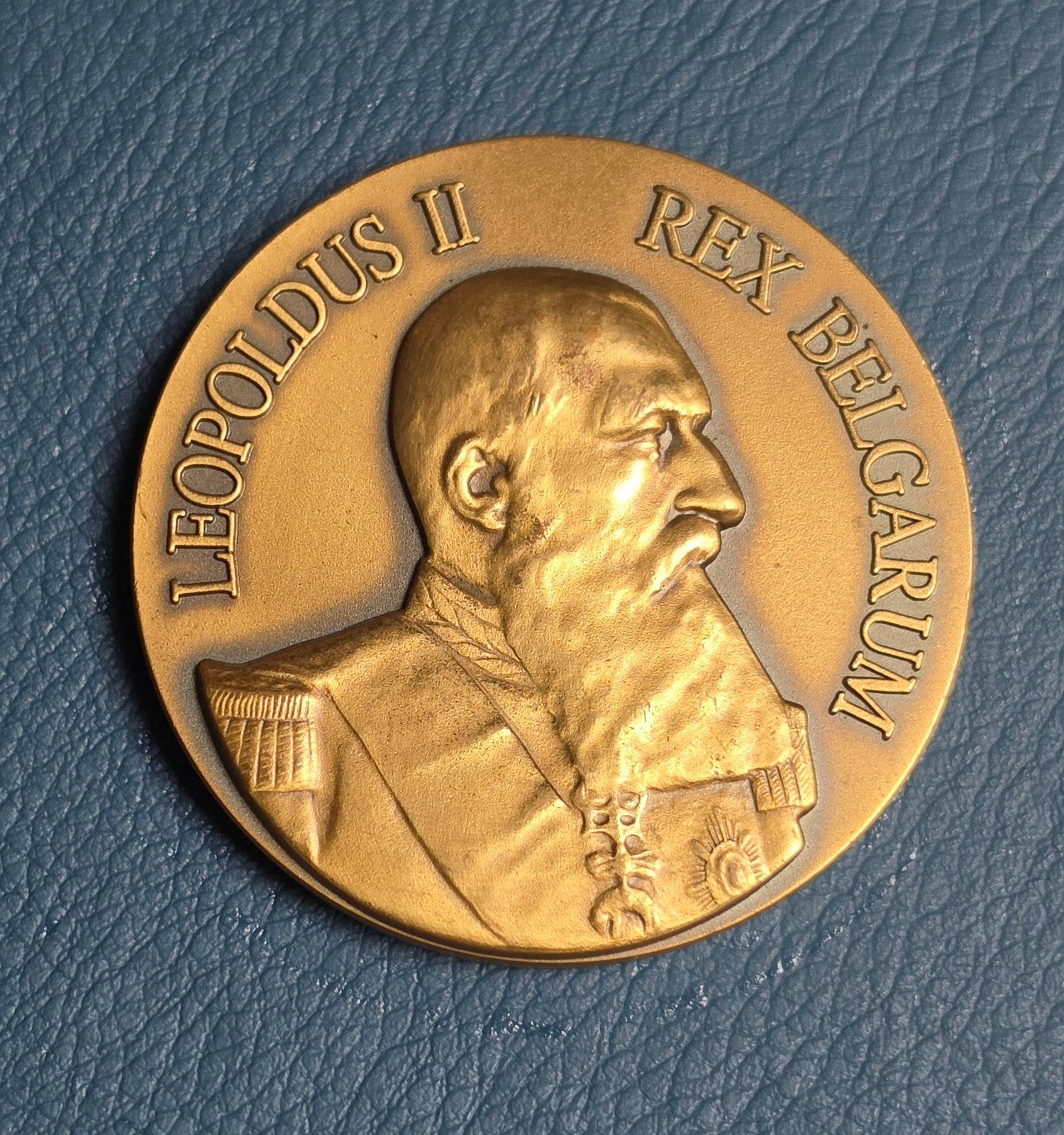médaille 100 ans de la Donation Royale de Léopold II 1903-20, Enlèvement ou Envoi