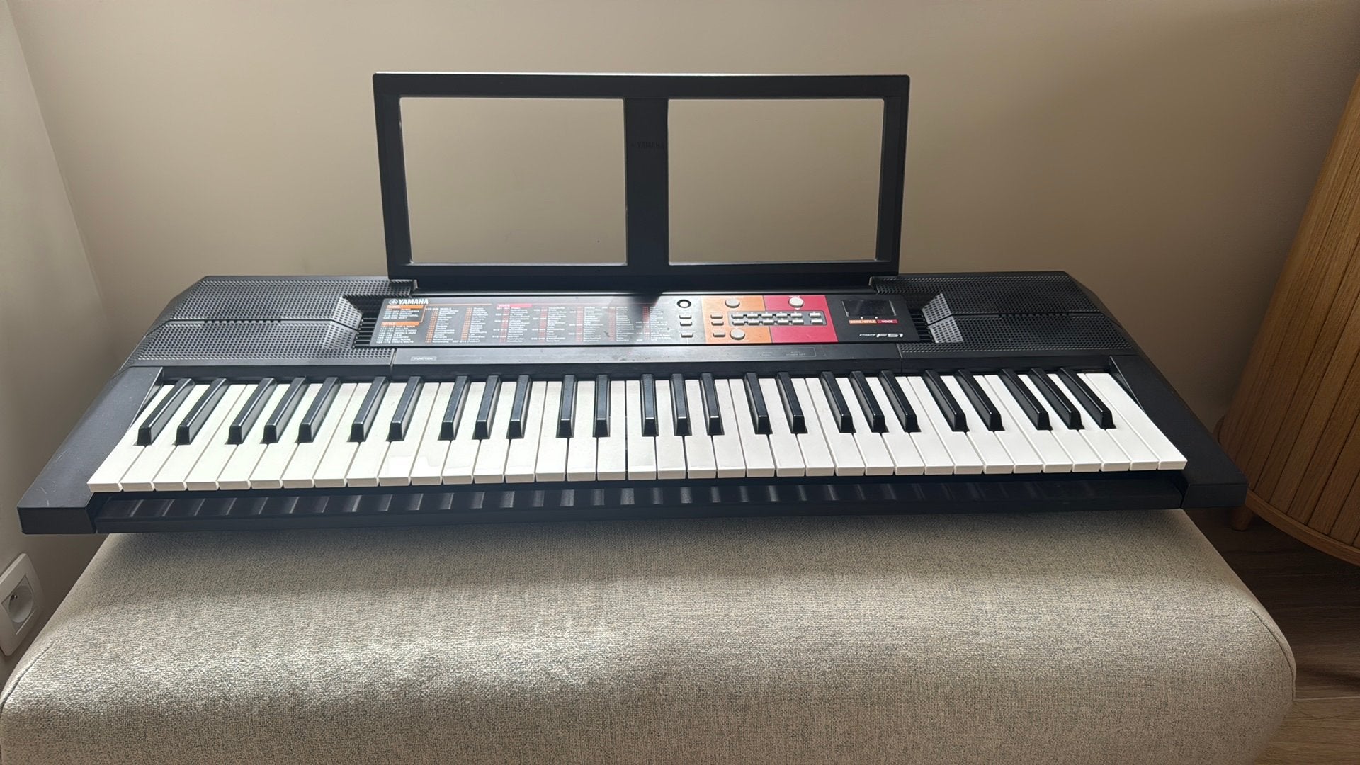 Yamaha PSR-F51, Muziek en Instrumenten, Keyboards, Ophalen, Zo goed als nieuw, Yamaha