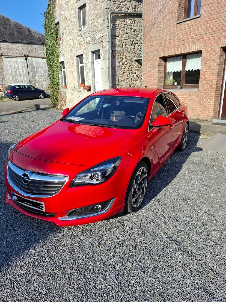 Opel Insignia Turbo OPC line, Autos, Système audio, Boîte manuelle, Entretenue par le concessionnaire, Noir