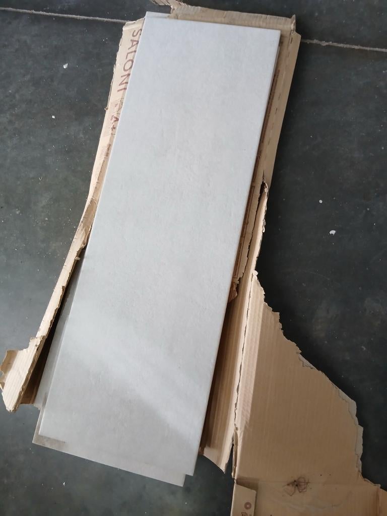 Faience grijs, Ophalen