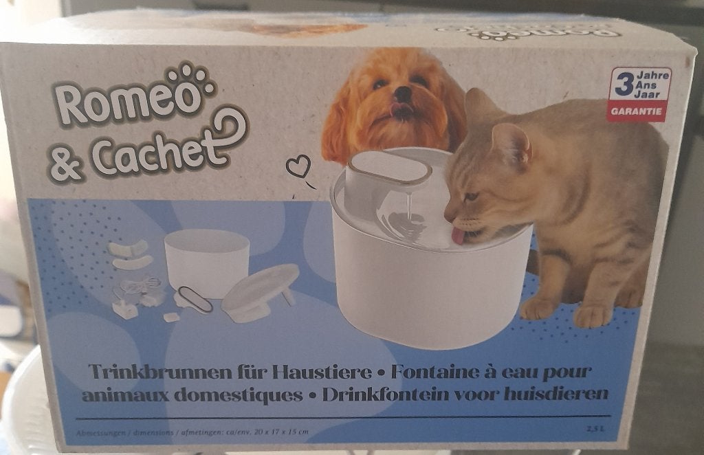 Fontaine pour animaux domestiques neuve, Enlèvement, Chat