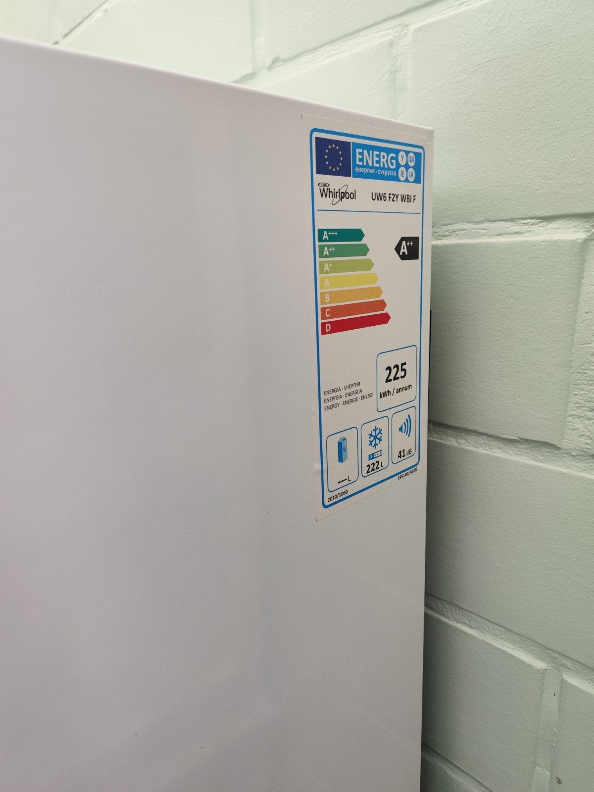 Whirlpool NoFrost Diepvrieskast – 222 Liter (167 cm h, 160 cm of meer, Zo goed als nieuw, Energieklasse A of zuiniger, Vrijstaand