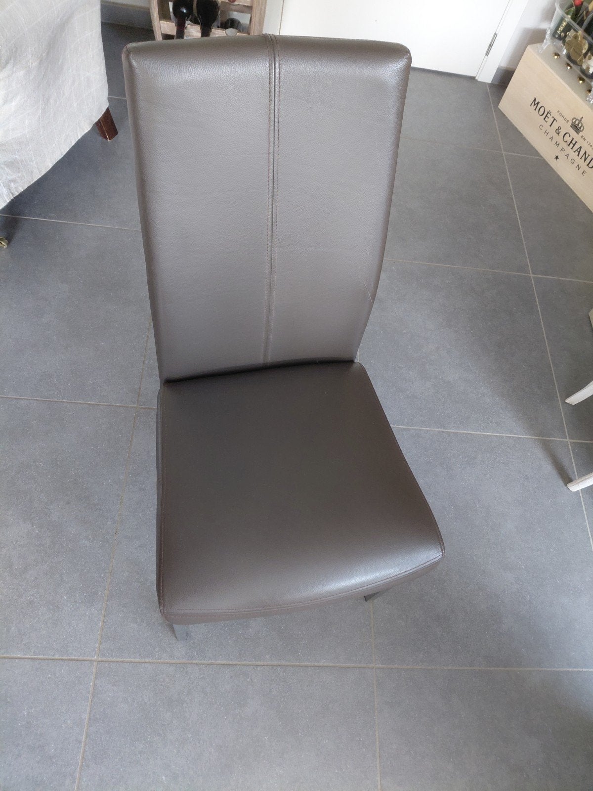 lederen eetkamerstoelen, Huis en Inrichting, Ophalen, Landelijk modern, Bruin, Vijf, Zes of meer stoelen