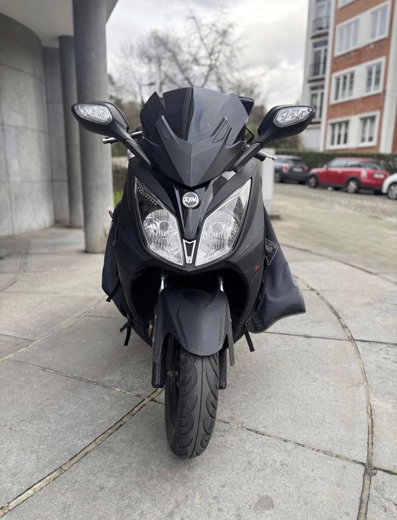 Sym GTS 125 uit het jaar 2018, Fietsen en Brommers, Scooters | SYM, Ophalen, Benzine