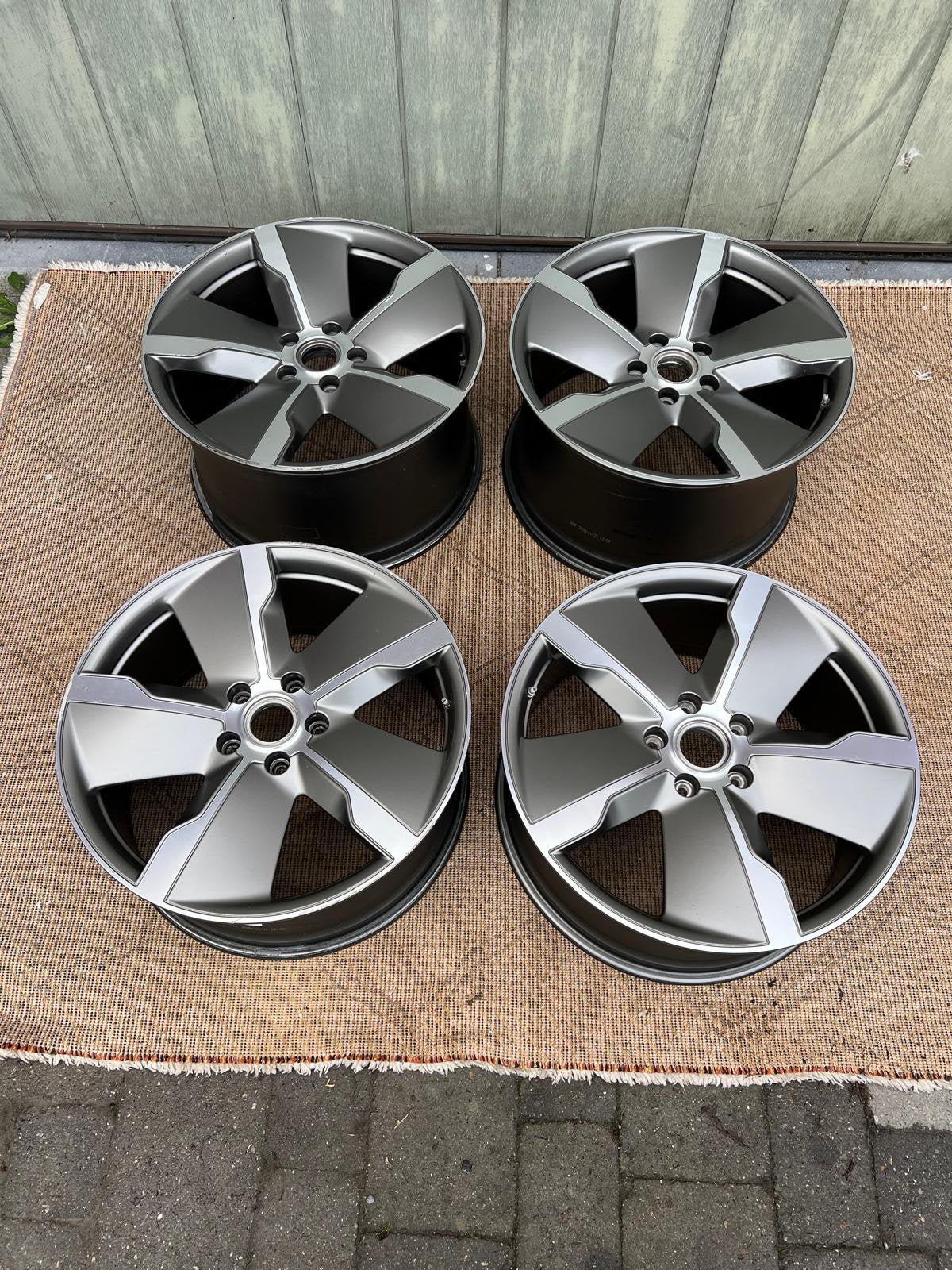 Jantes Porsche Taycan 21’’ Mission E. Design originales, Véhicule de tourisme, 21 pouces, Enlèvement, Utilisé