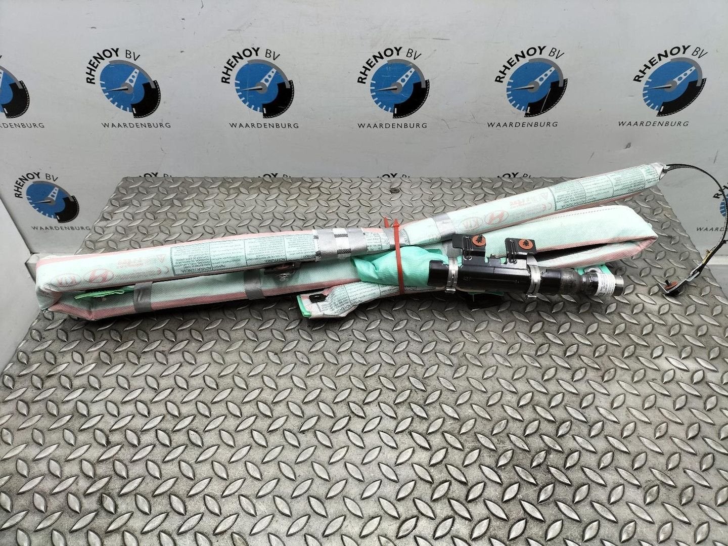 HYUNDAI KONA SX2 EV Premium 64 kWh AIRBAG RECHTS 2019, Ophalen of Verzenden, Gebruikt, Stiba lid