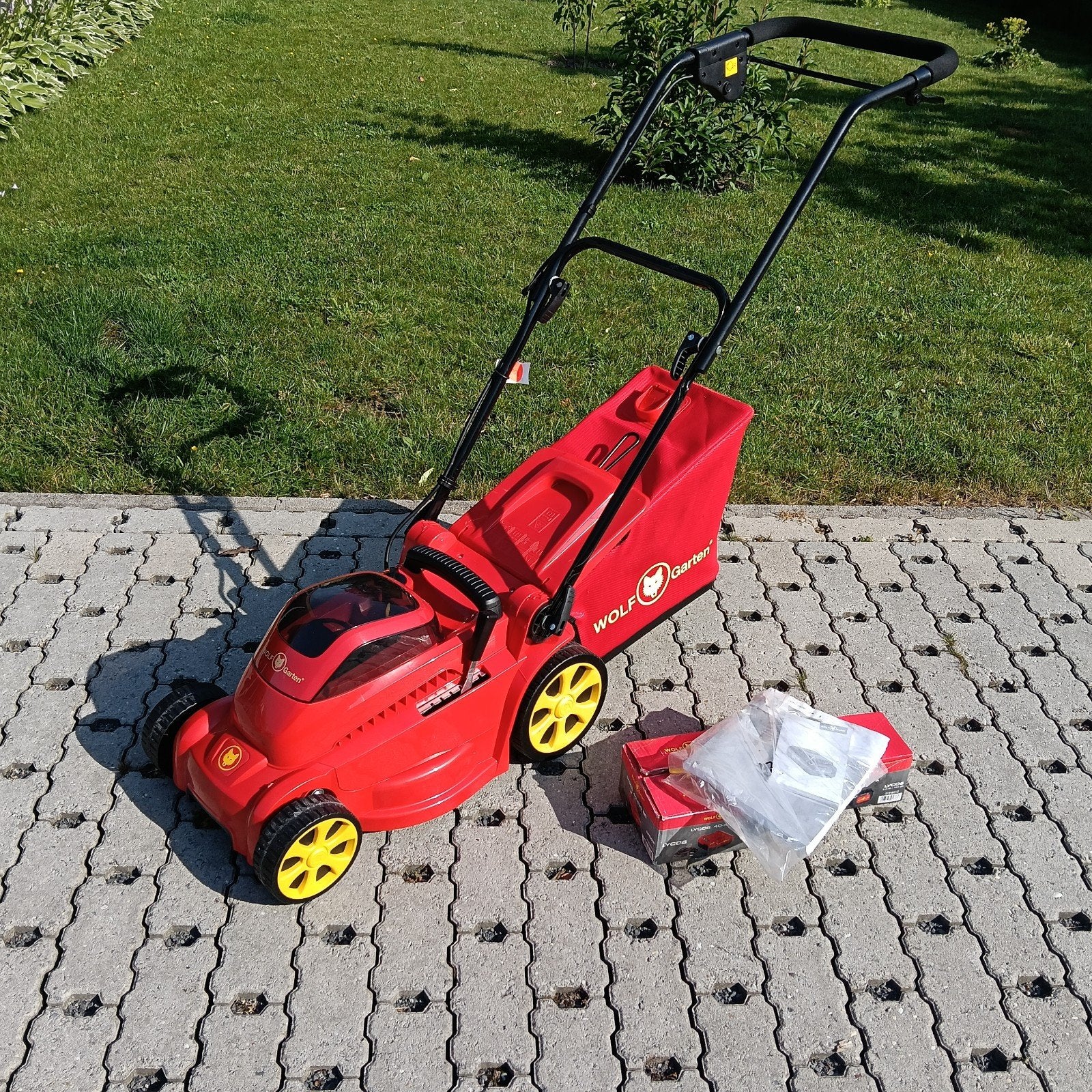 Accu grasmaaier, Tuin en Terras, Grasmaaiers, Ophalen