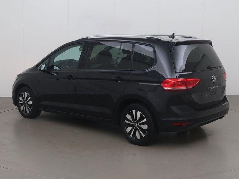 Volkswagen Touran 1.5 tsi highline 7pl. 150 AT, Auto's, Automaat, Electronic Stability Program (ESP), 1566 kg, 4 cilinders