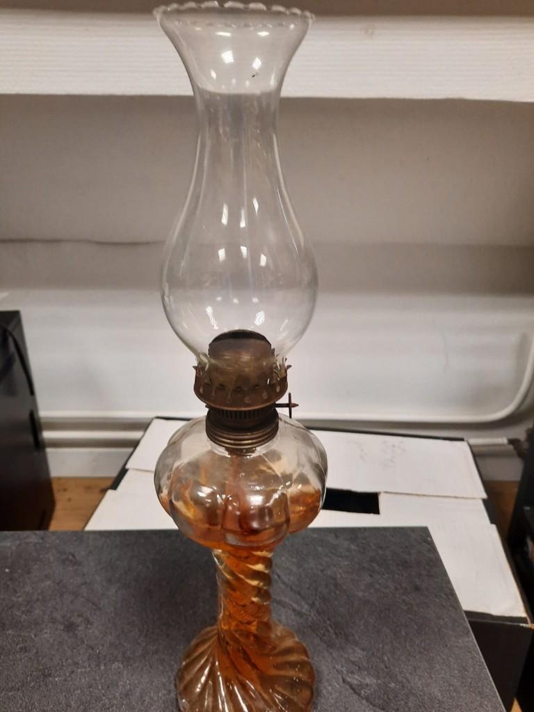 Antieke olielamp, Ophalen