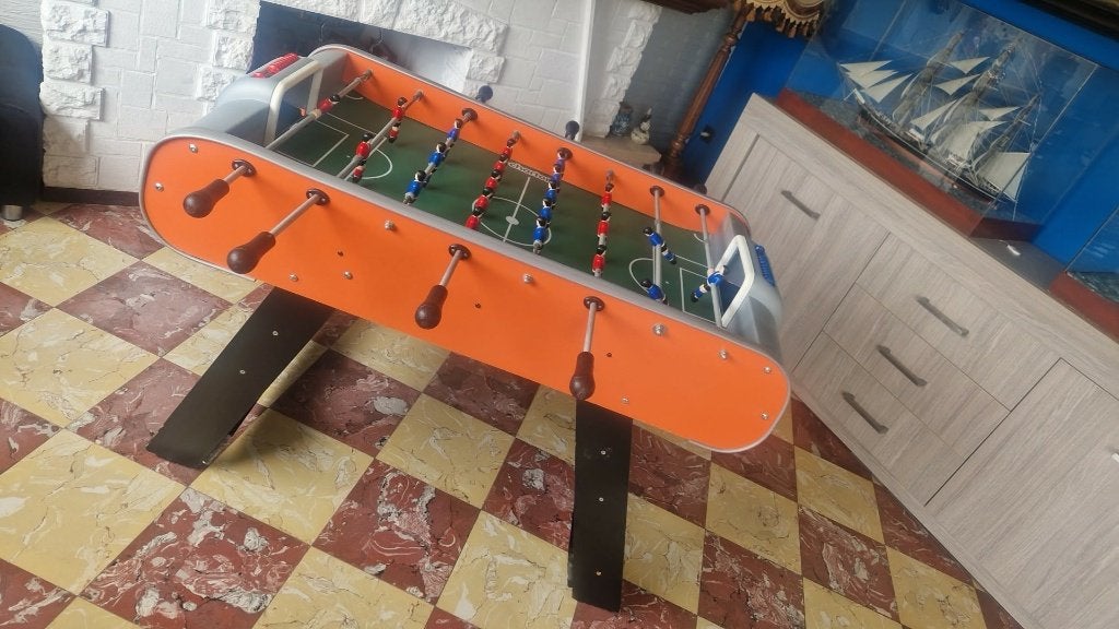 Voetbal tafel, Ophalen