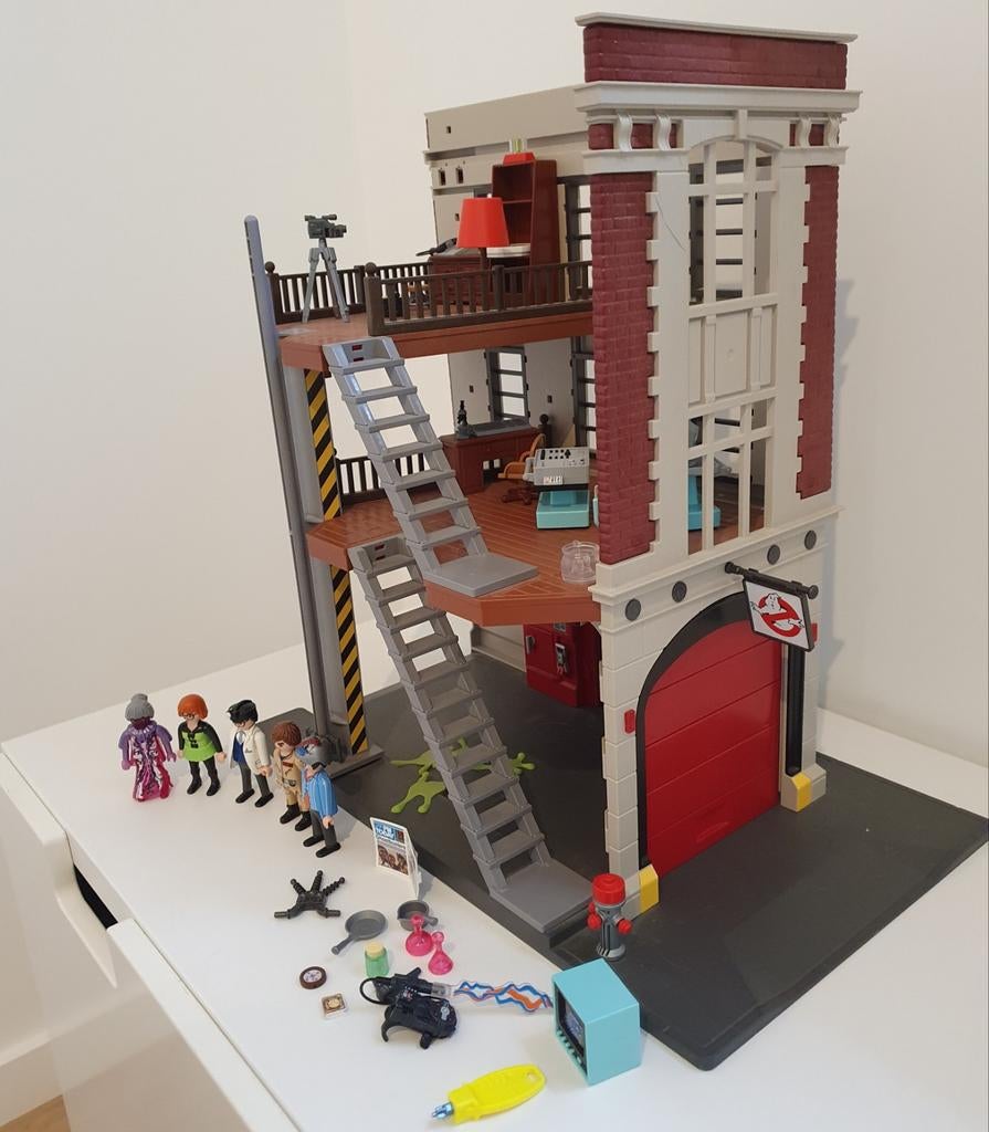 Playmobil Ghostbusters brandweerkazerne, Enlèvement