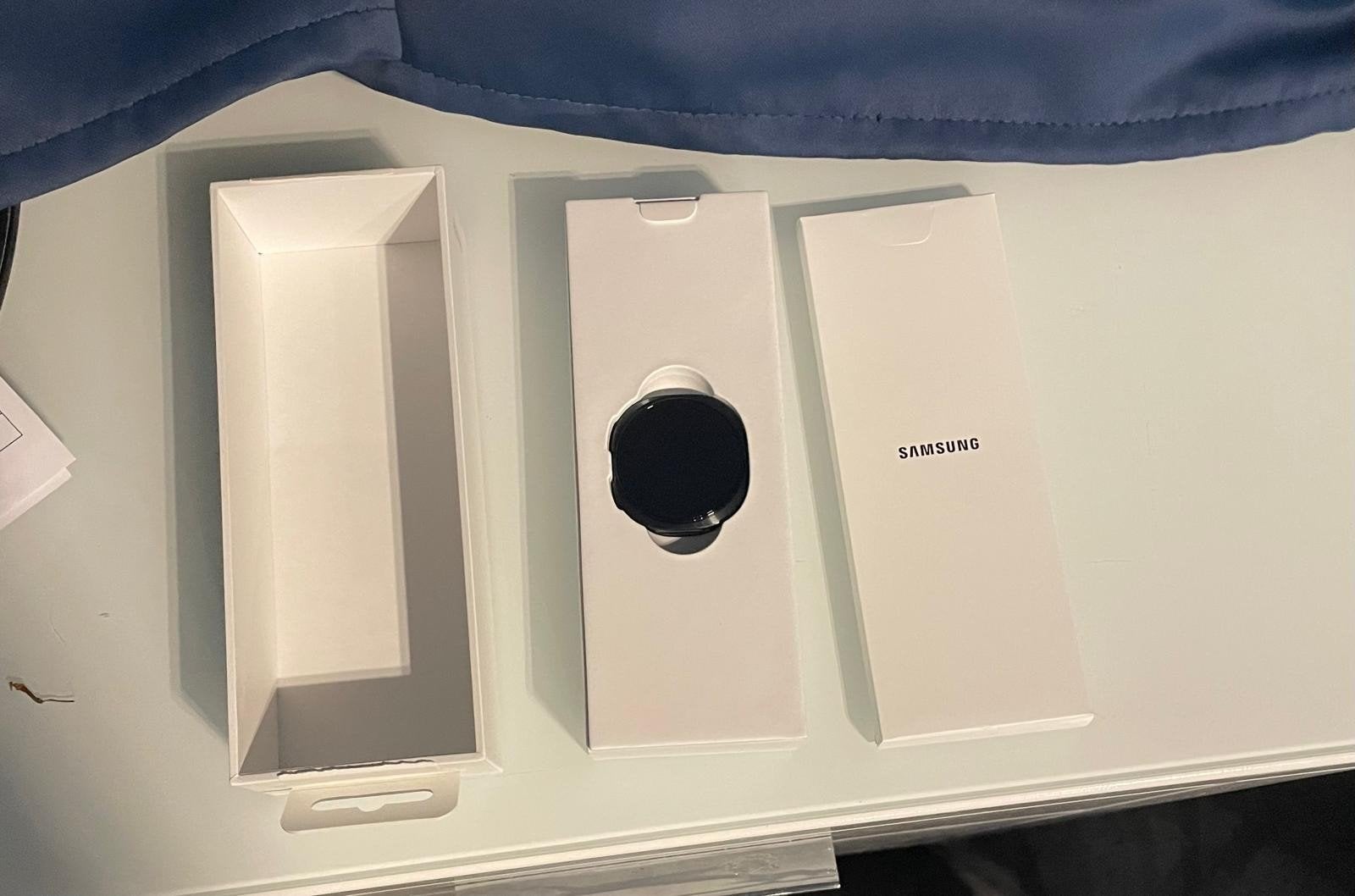 Samsung galaxy 9, Enlèvement