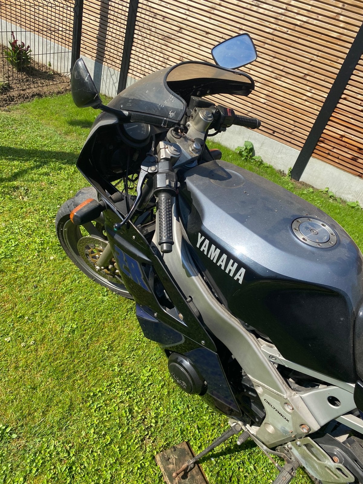 Yamaha fzr 400, Motoren, Particulier
