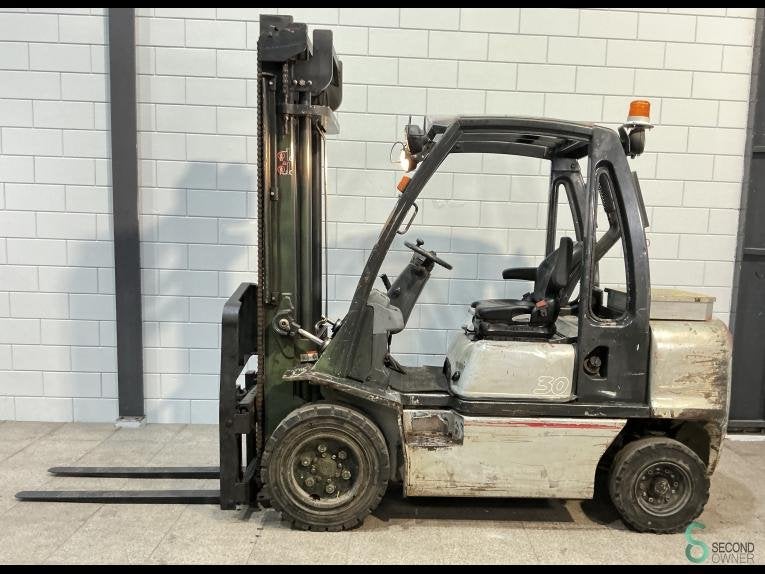 Heftrucks Diesel Nissan G1D2A30Q 2008, 3000 tot 4000 kg, Diesel, Heftruck, Nissan