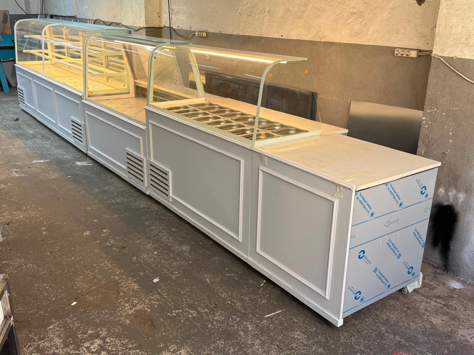 Horeca vitrine voor snack en broodjeszaak, Ophalen, Nieuw