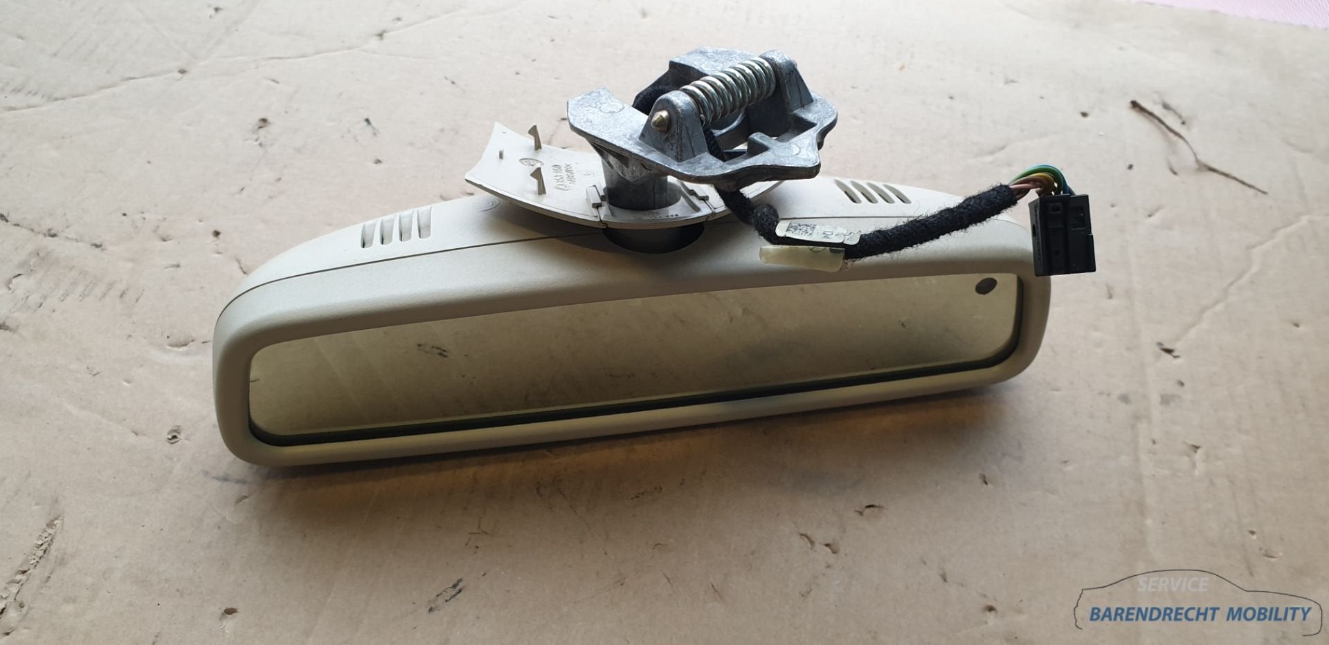 Binnenspiegel Automatisch dimmend E klasse W211 Mercedes A21, Gebruikt, Mercedes-Benz AG, Mercedes-Benz, Mercedesstrasse 120
70372  Stuttgart, DE