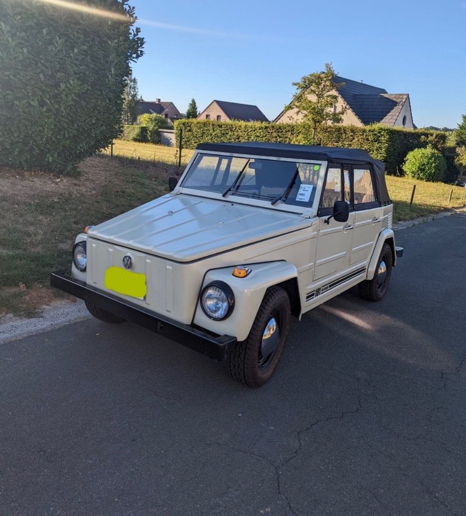 VW 181 (safari), Auto's, Achterwielaandrijving, Zwart, Beige, Handgeschakeld