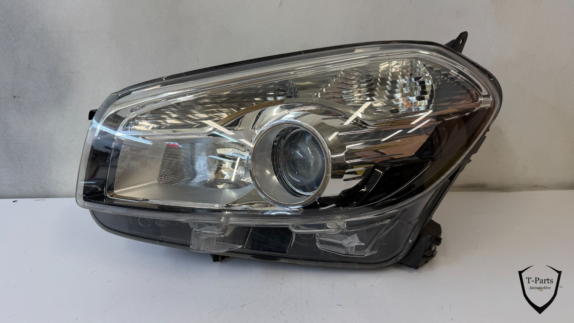 nissan qashqai koplamp links lamp 26060BR02A, Auto-onderdelen, Takashima 1-chome 1-1
220-8686  Yokohama, NISSAN_SR@mail.nissan.co.jp