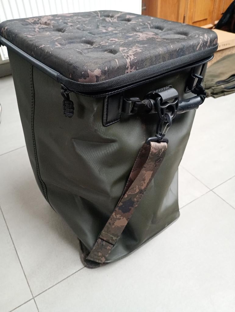Sac et pochette nash, Enlèvement, Comme neuf