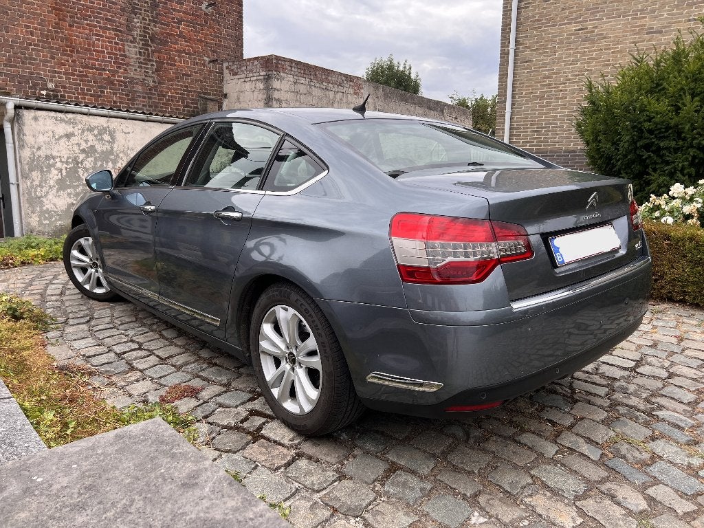 Citroën C5 Exclusive 2.0 HDI, 100 kW, Achat, 4 portes, Noir