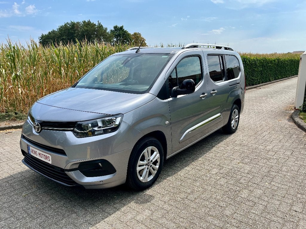 Toyota Proace City 7 Zitplaatsen 2022 Benzine Automaat!!, Dealer onderhouden, Monovolume, Euro 6, 1199 cc