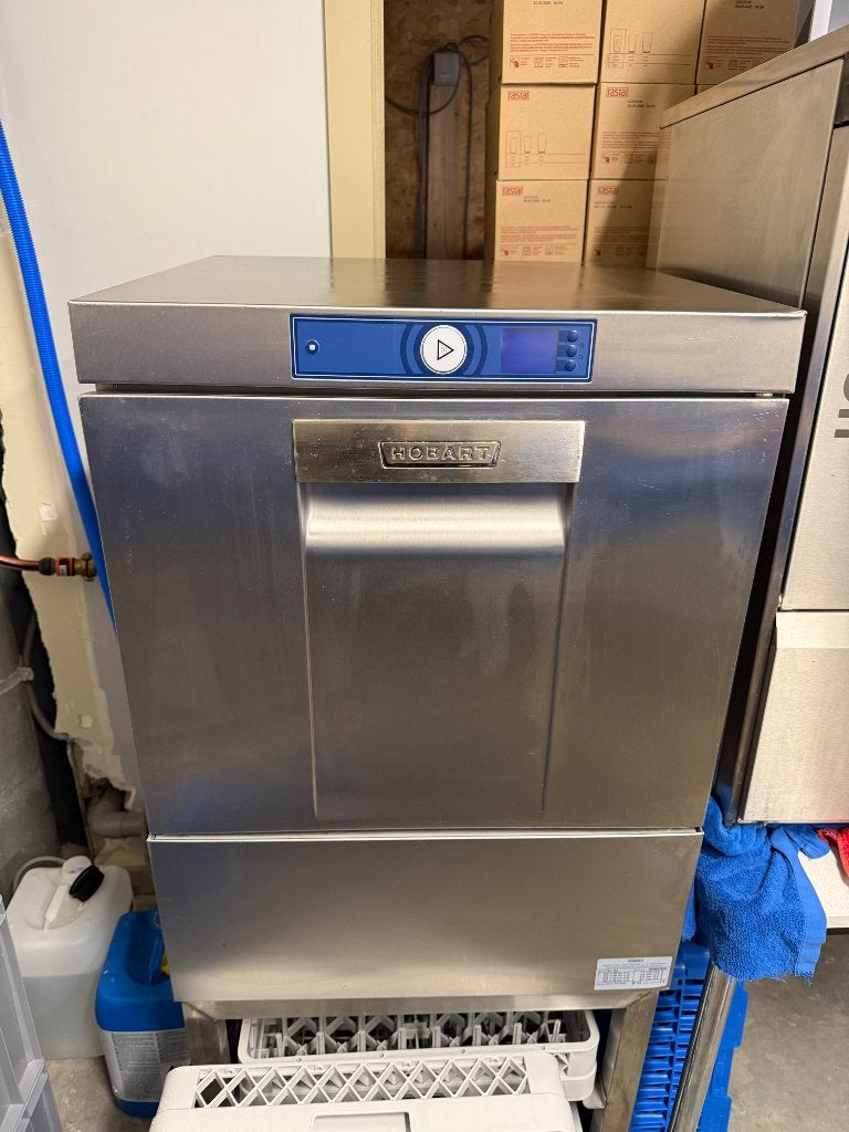 Vaatwasser Hobart FXL-10A, Ophalen, Gebruikt, Wassen en Drogen