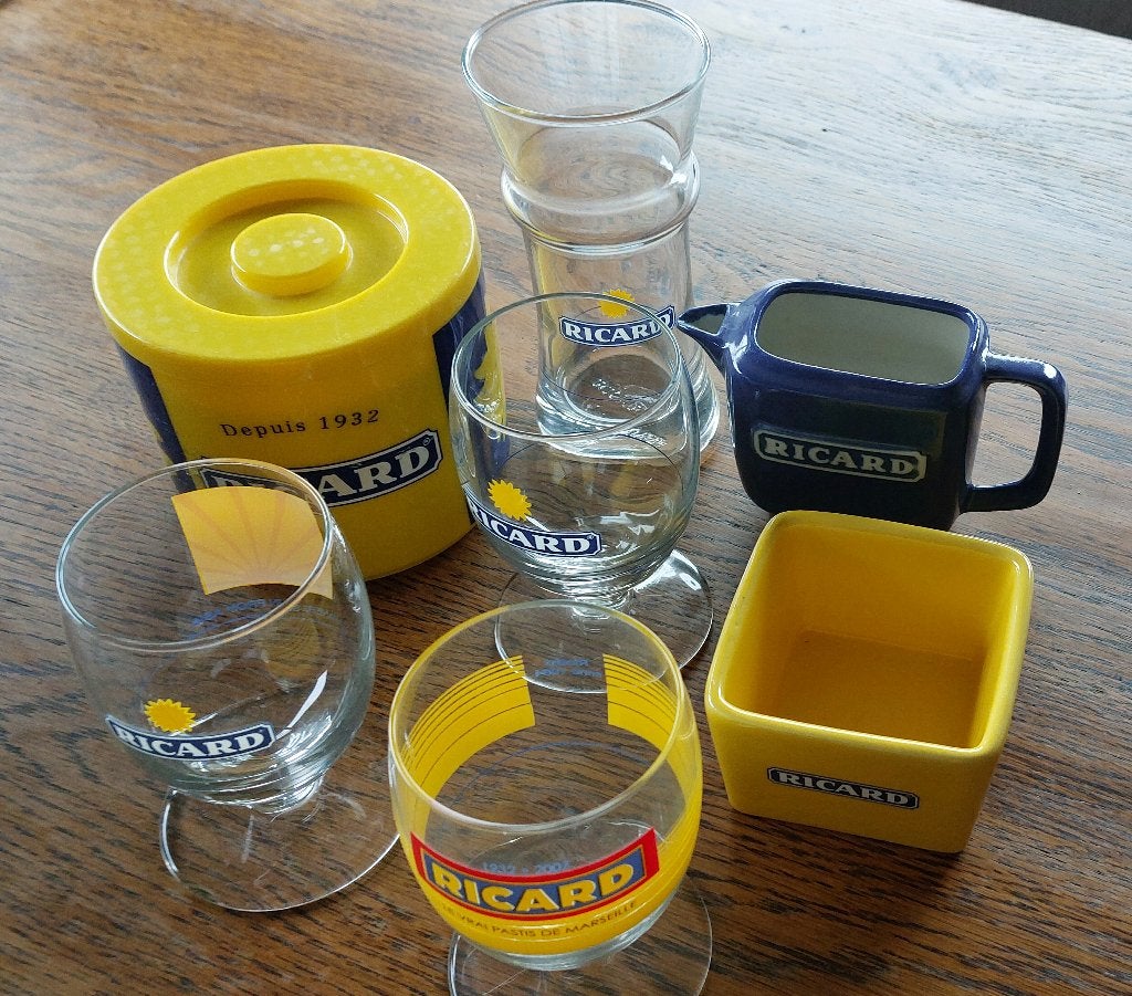 Joli ensemble de divers articles « RICARD », Enlèvement, Comme neuf