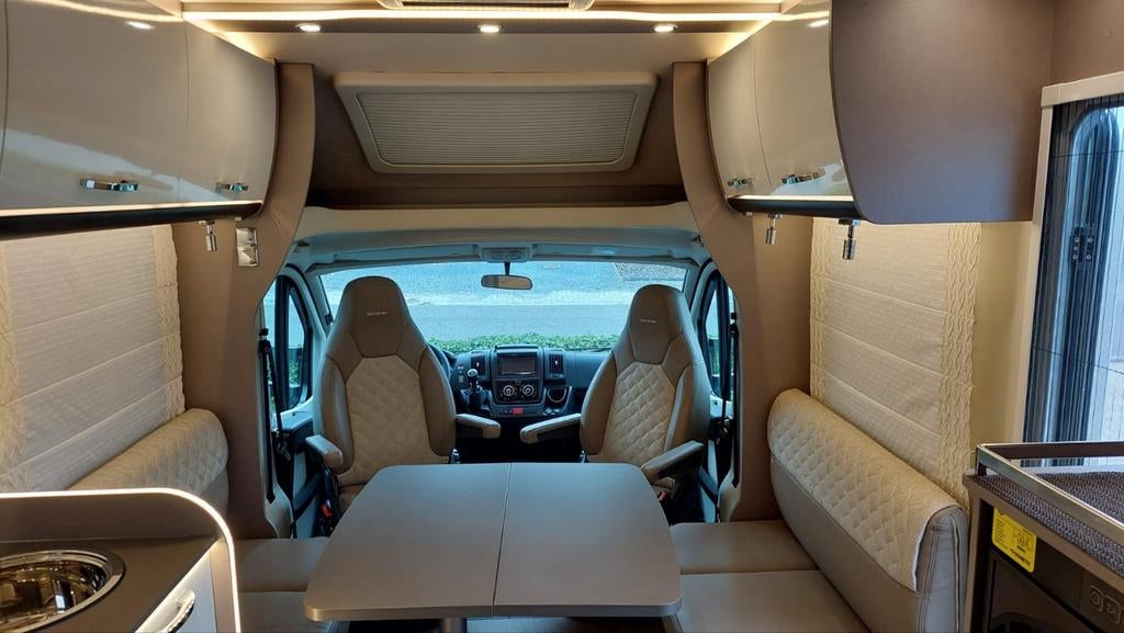 Mobilhome Bürstner Lyseo, Caravanes & Camping, Camping-cars, Fiat, Diesel, Particulier, Réfrigérateur