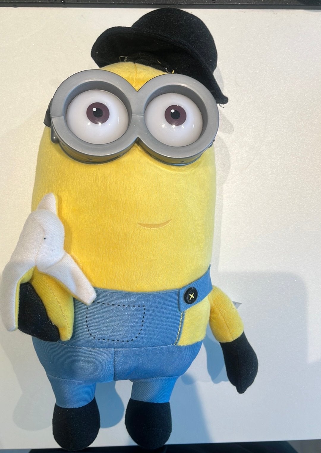 Knuffel Minion met banaan, Enfants & Bébés, Jouets | Peluches, Enlèvement