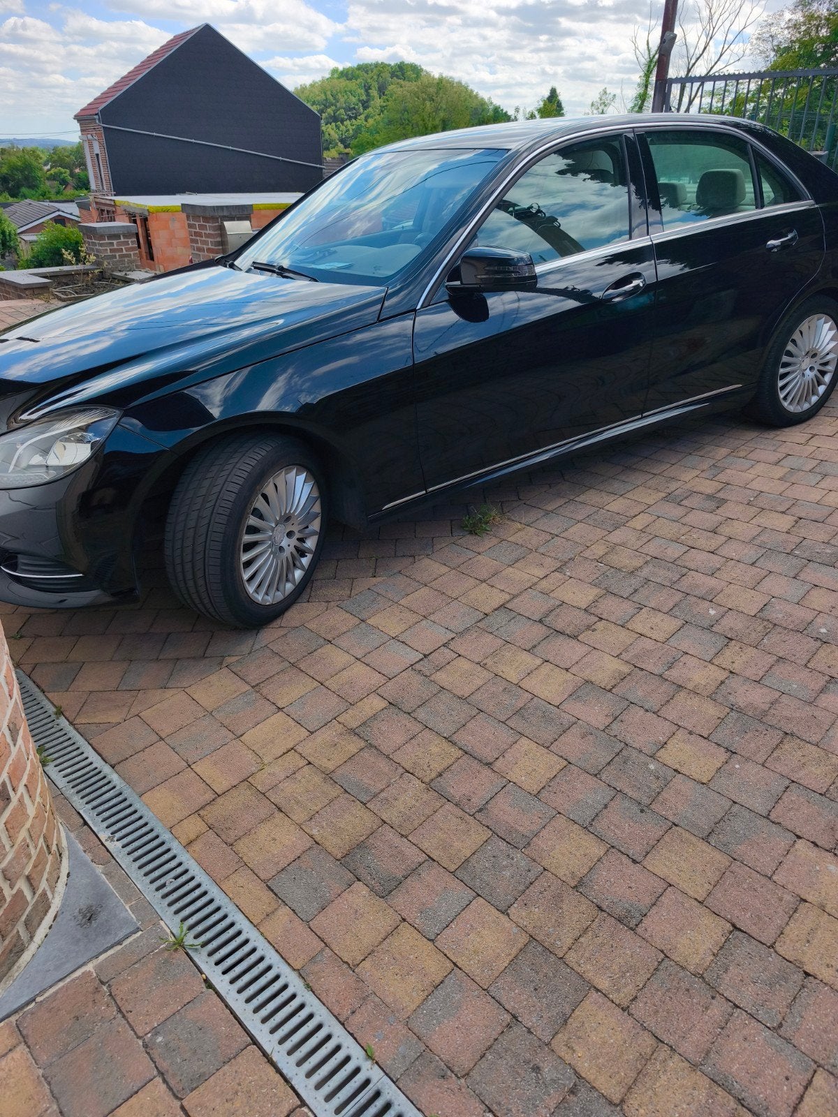 Mercedes classe E 200cdi couleur noir 250000km, Autos, Achat, Noir, Particulier, Classe E
