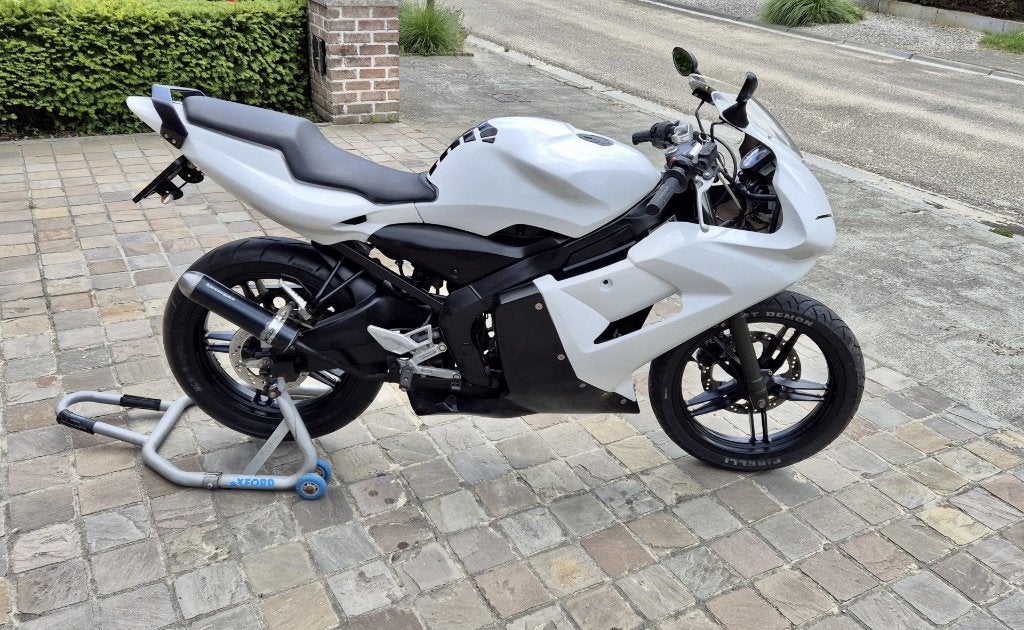YAMAHA TZR 50, Ophalen, 1 cilinder, 11 kW of minder