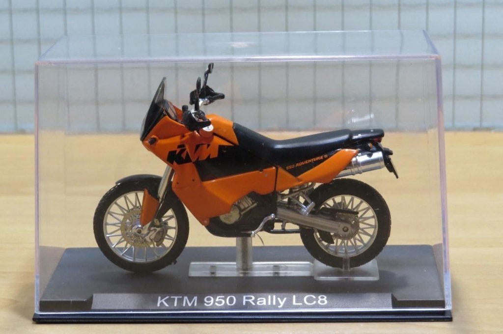 KTM 950 rally LC8 1:24, Hobby & Loisirs créatifs, Voitures miniatures | 1:24, Enlèvement ou Envoi, Neuf, Moteur, Autres marques