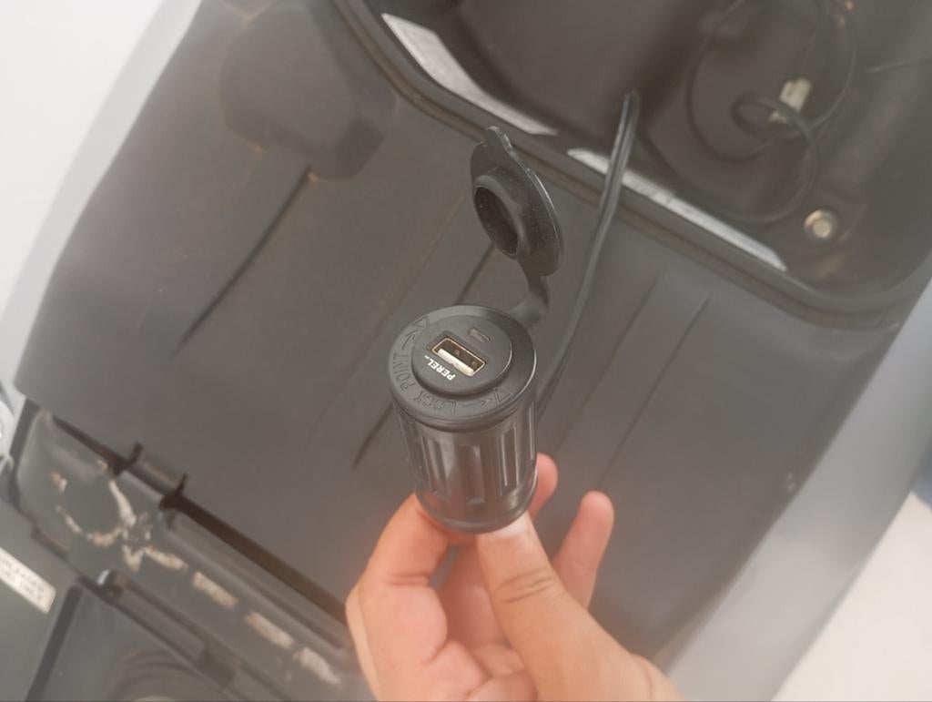 Chargeur de téléphone portable 12 volts, scooter ou moto, Enlèvement
