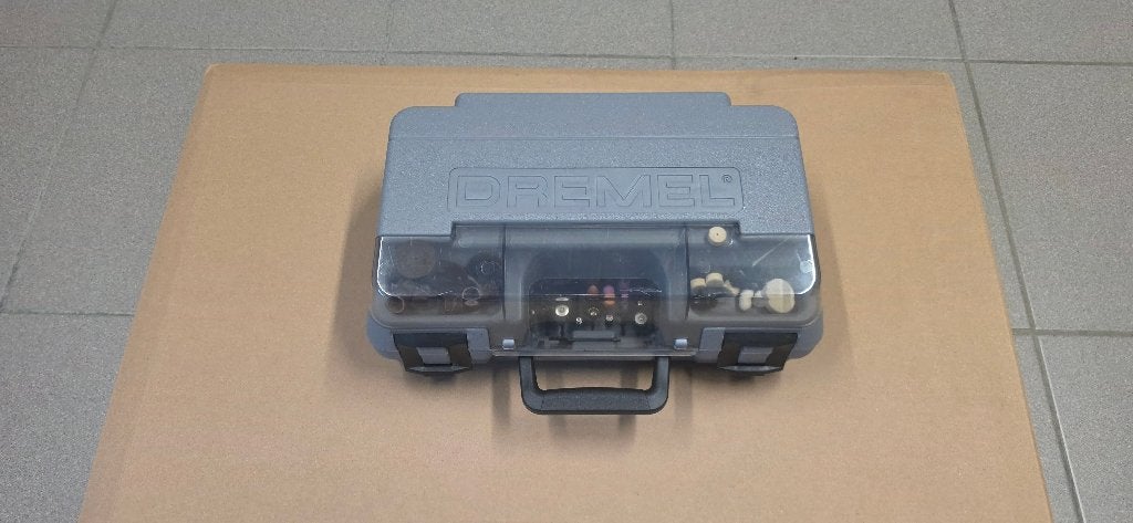Dremel professional - Parfait état - nombreux accessoires, Enlèvement, Comme neuf