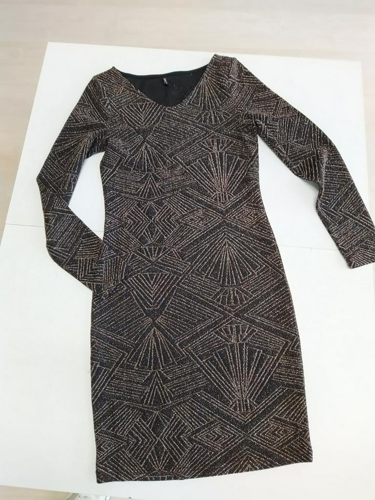 Glitter jurkje goud/ zwart maat  M, Kleding | Dames, Jurken, Ophalen of Verzenden, Zo goed als nieuw, Maat 38/40 (M), Zwart