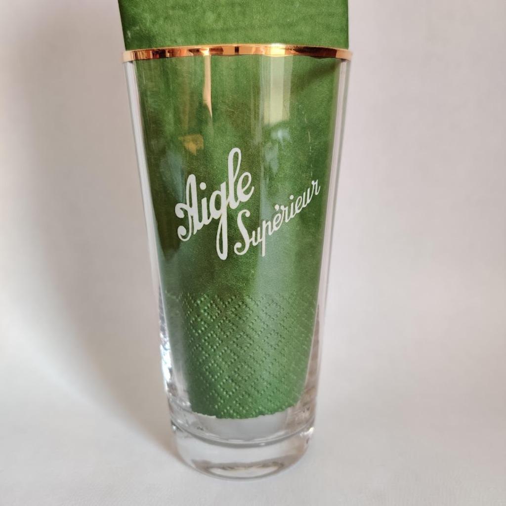 glas Aigle Superieur..1 stuk.. GL6, Verzamelen, Ophalen of Verzenden