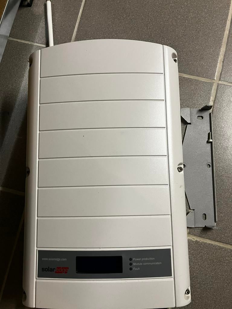 Solaredge SE4K omvormer, Doe-het-zelf en Bouw, Ophalen, Gebruikt