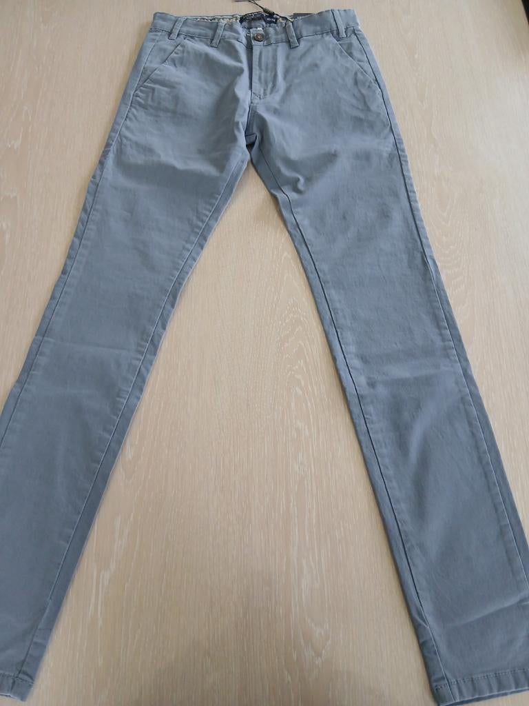 Nieuwe broek Bruce & butler mt 29/34 vanaf 15€, Ophalen