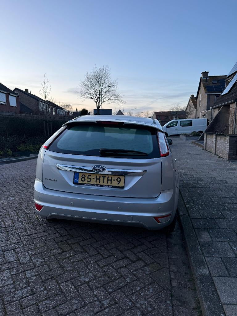 Ford Focus 1.6, Autos, Focus, Argent ou Gris, Achat, Boîte manuelle