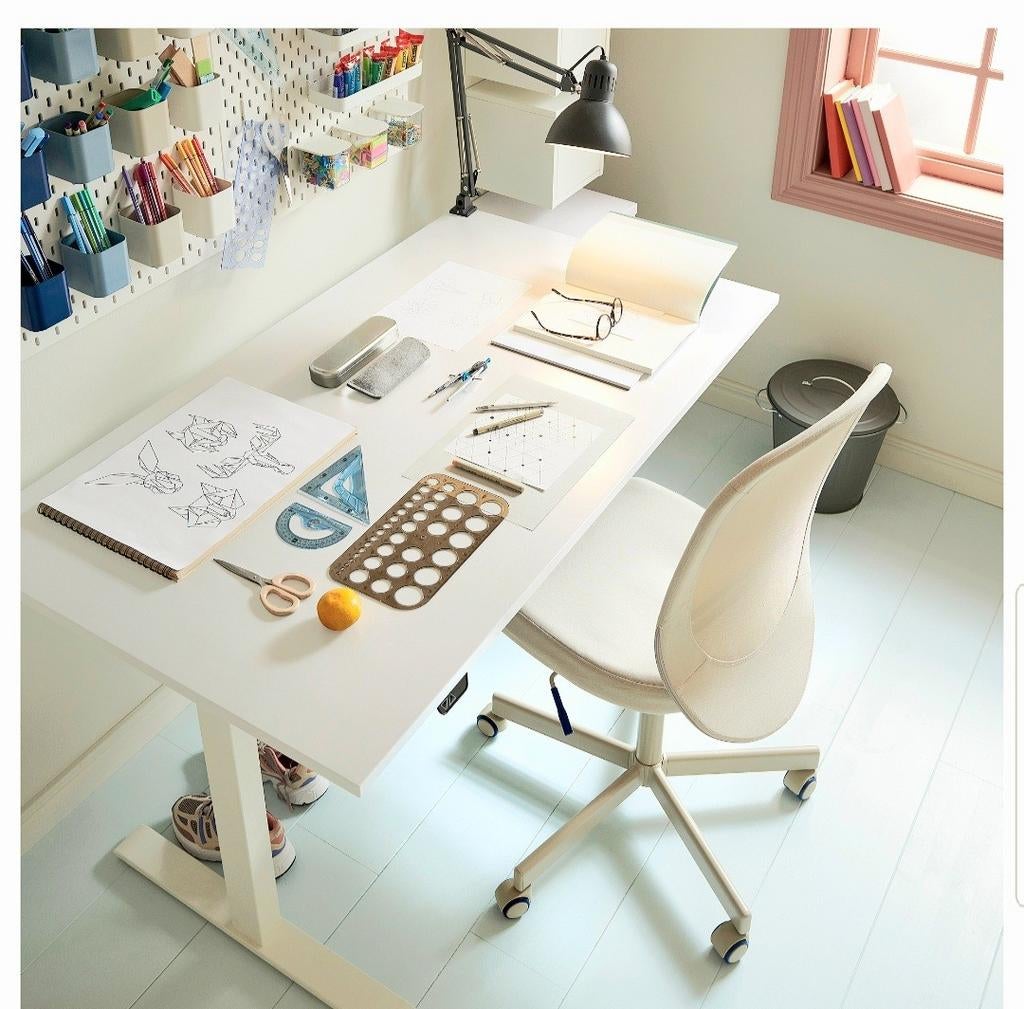 Bureau Rodulph Ikea (electrique), Enlèvement ou Envoi