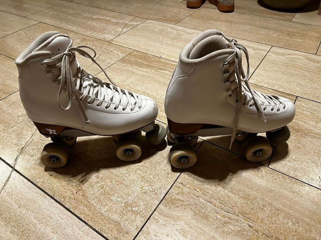 Klassieke rolschaatsen risport maat 40, Enlèvement, Comme neuf, Roues ou Roulements