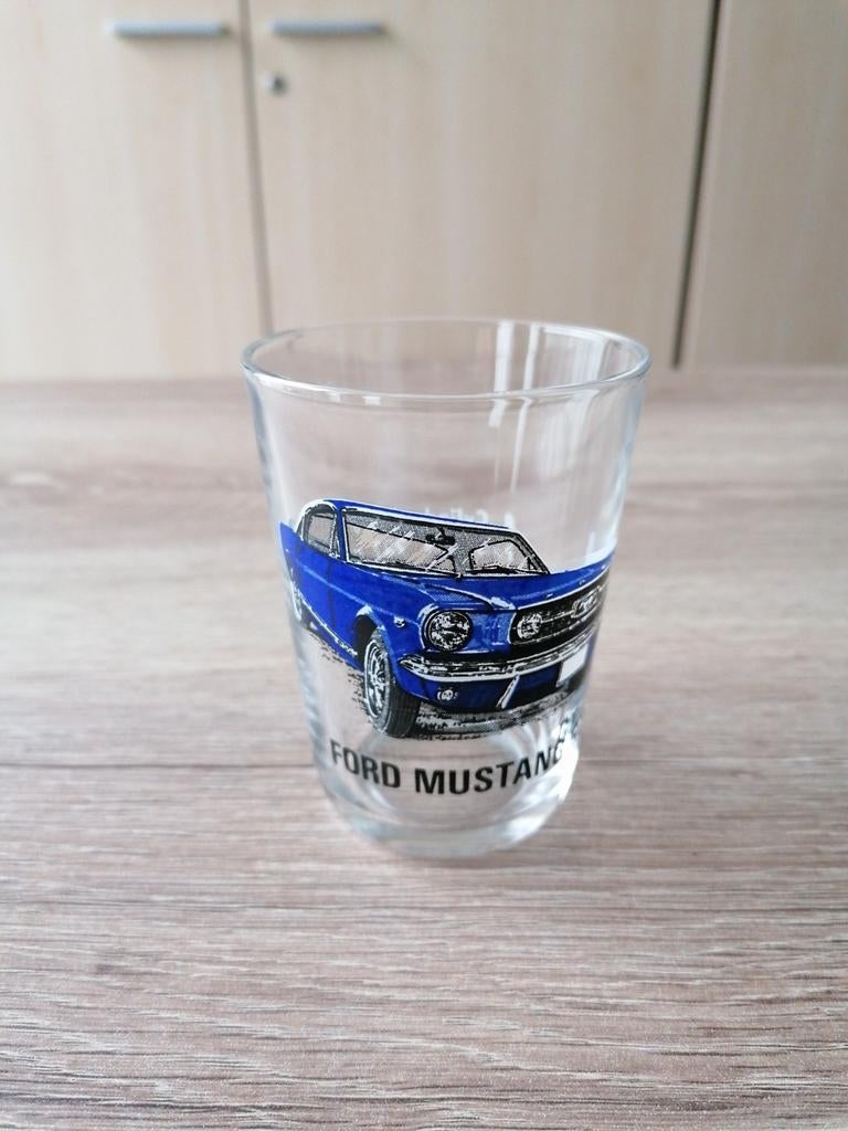 Glaasje Ford Mustang GT, Ophalen, Zo goed als nieuw