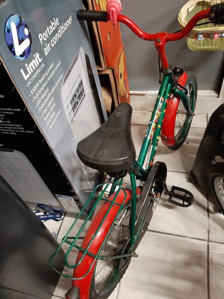Kinderfietsje mickey Mouse, Fietsen en Brommers, Ophalen, Zo goed als nieuw