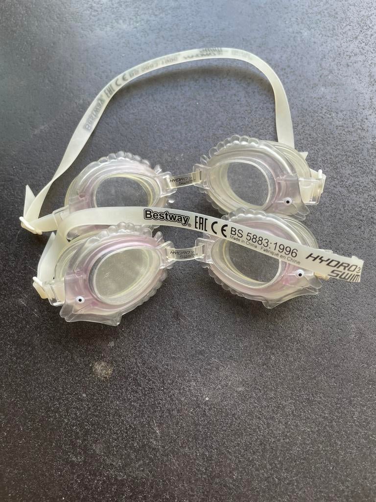 Gratis. Zwembril voor kleine kindjes Bestway., Enlèvement, Utilisé, Garçon ou Fille, Accessoire de natation