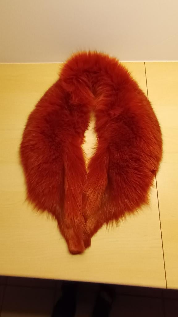 Echarpe en fourrure, Enlèvement ou Envoi, Comme neuf, Taille 42/44 (L), Écharpe
