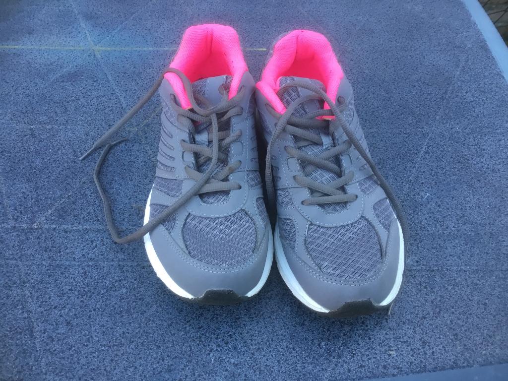 Dames schoenen, Ophalen