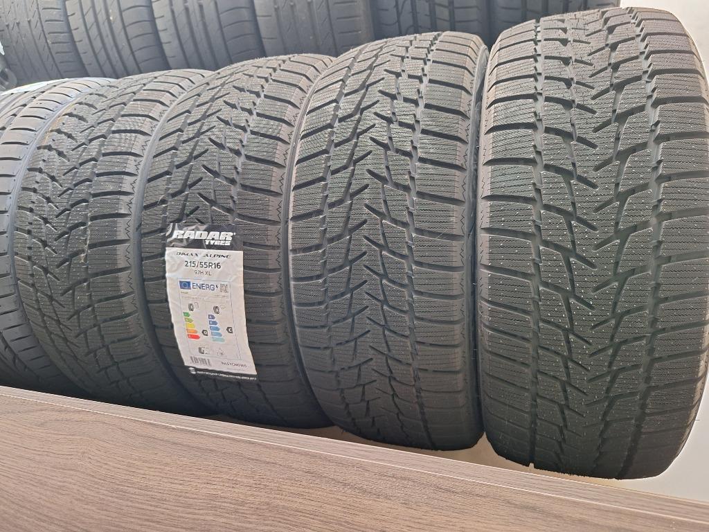 4 pneus hiver neuf 215/55R16, Autos : Pièces & Accessoires, Pneus & Jantes, Neuf, 16 pouces, Véhicule de tourisme, Pneu(s)