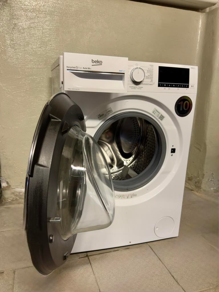 Beko wasmachine B5WT584106W, Ophalen, Zo goed als nieuw
